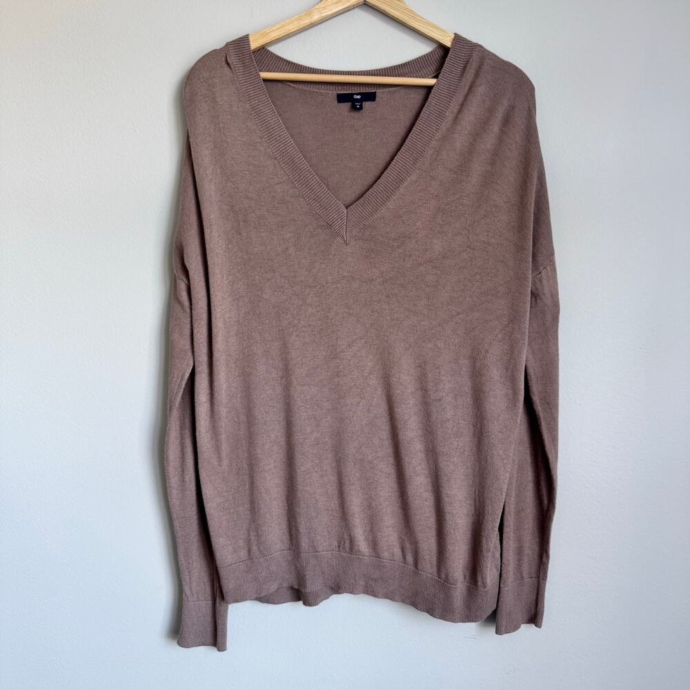 Gap Women's Sweater Medium Brown V-neck Knit Minimalist Preppy Academia